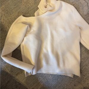 Abercrombie white Women's turtleneck with cutout